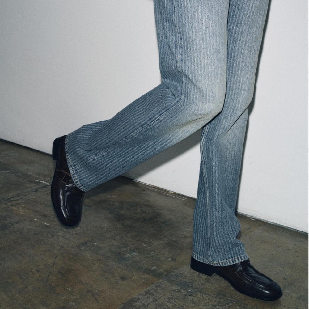 ZARA Collection Mid-Rise Straight Leg Stripe Jeans – Modern Classic - Picture 3 of 10